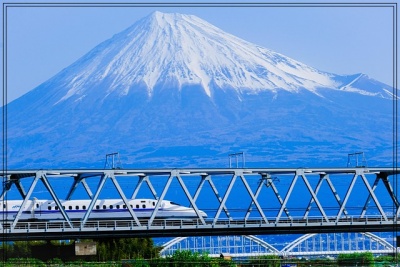 新幹線と富士山