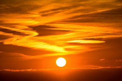沈みゆく夕日