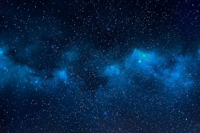 夏の夜空に輝く天の川