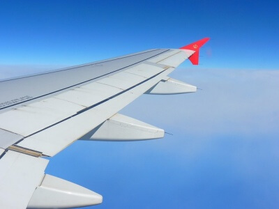 飛行機の翼